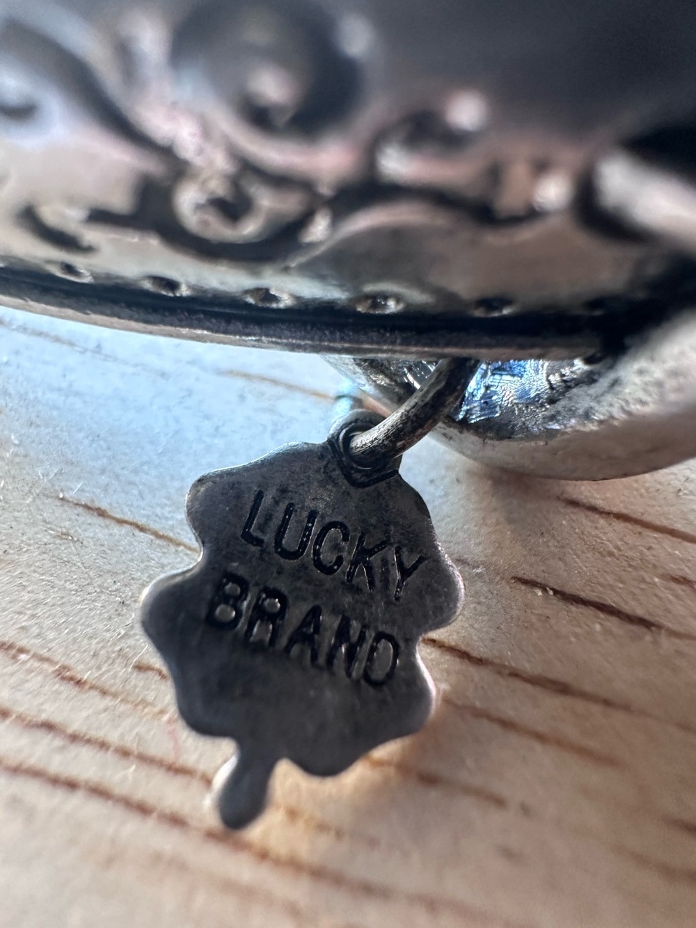 Vintage Rare Lucky Brand Silver Tone Buckle Design Bracelet EUC - Picture 4 of 8